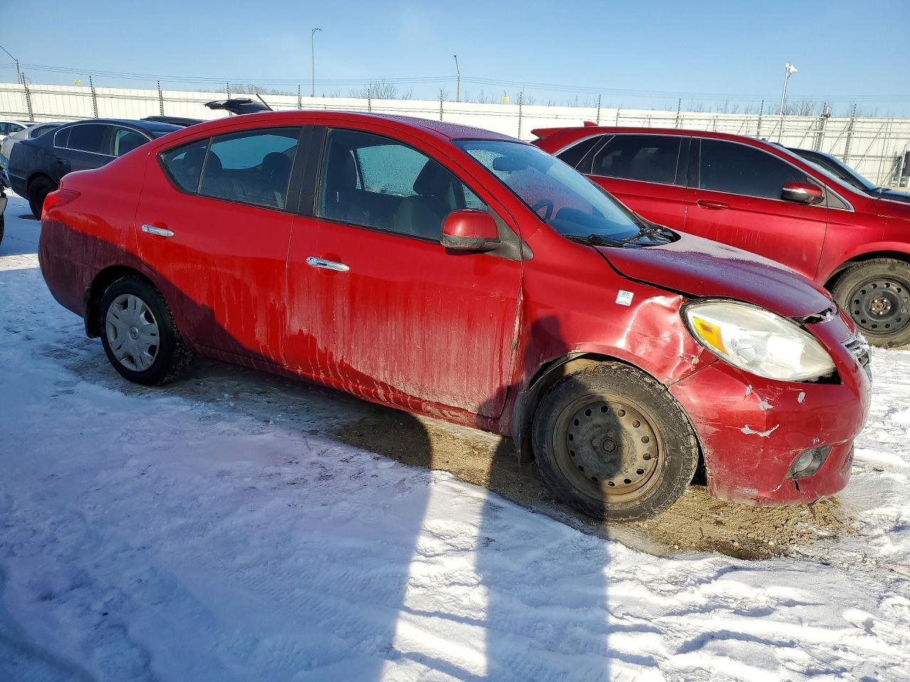 2012 Nissan Versa 1.6 S - Фото 4