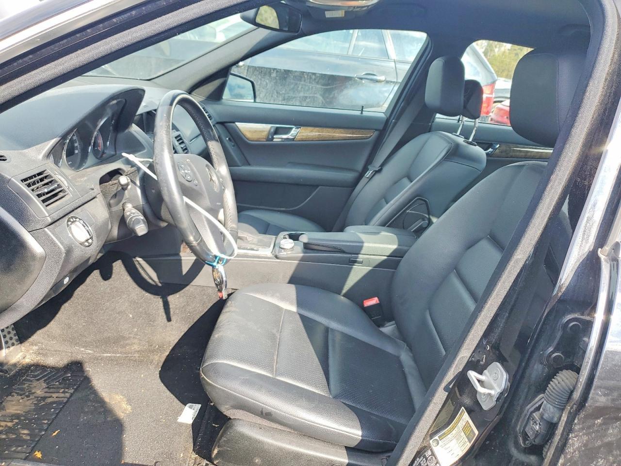 2010 Mercedes Benz C 250 4Matic - Фото 7