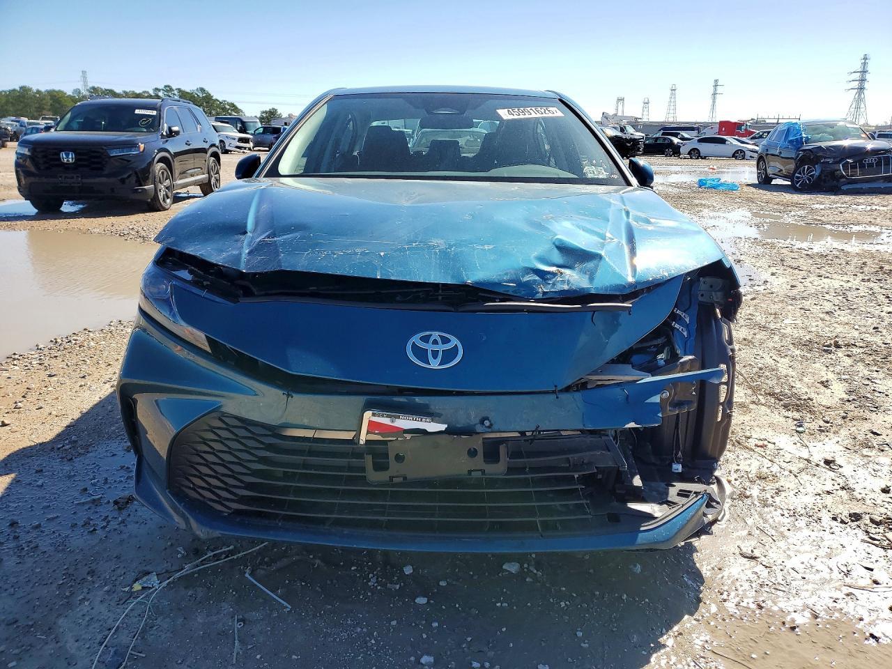 2026 Toyota Camry Le - Image 5