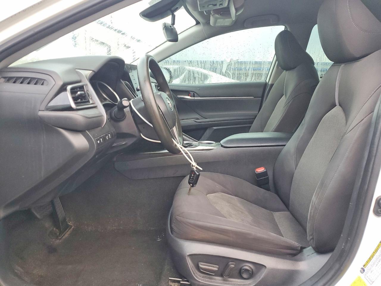 2021 Toyota Camry Le - Image 7