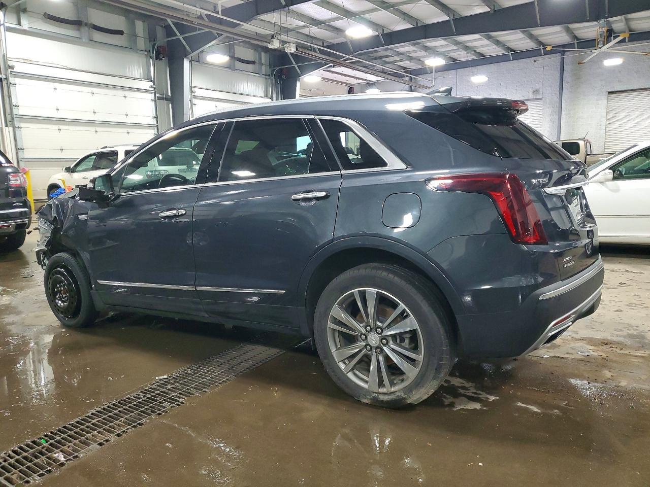 2021 Cadillac Xt5 Premium Luxury - Фото 2