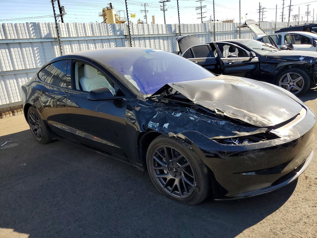 2025 Tesla Model 3 - Image 4