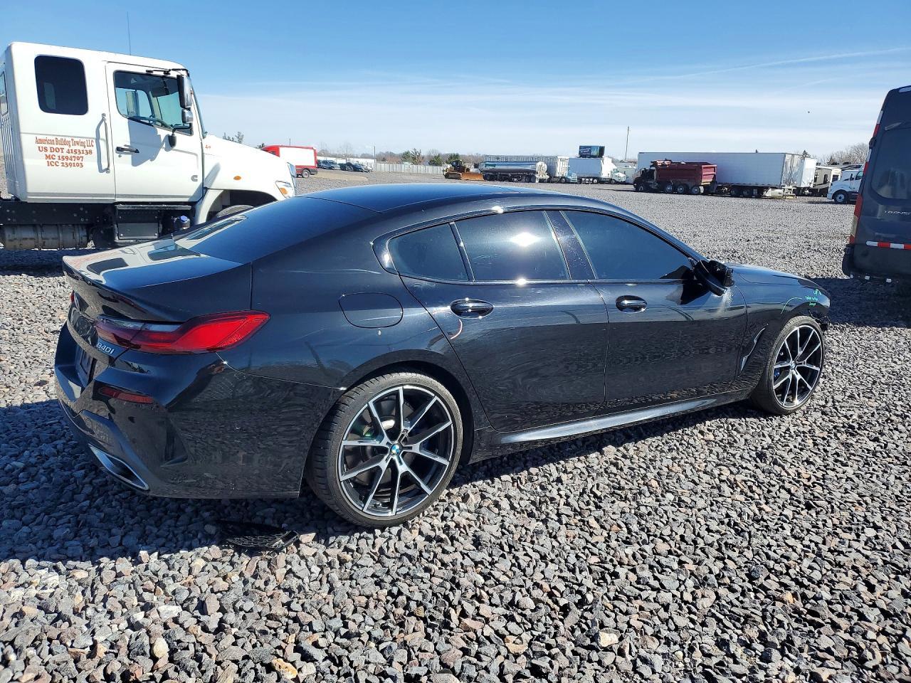 2021 BMW 840Xi - Фото 3