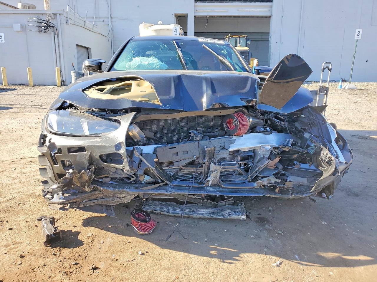 2026 BMW M3 Competition - Фото 5