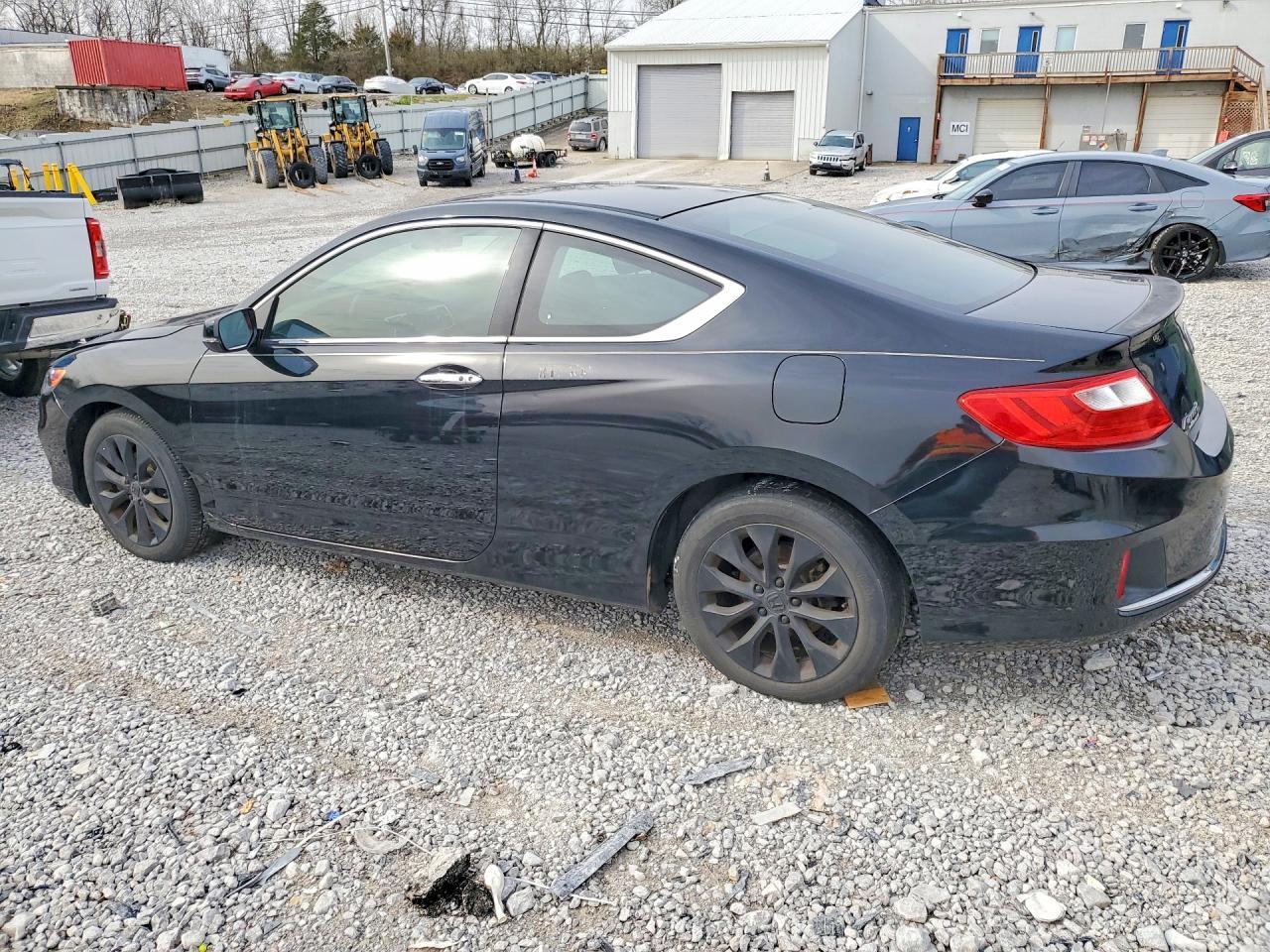 2015 Honda Accord Ex - Фото 2