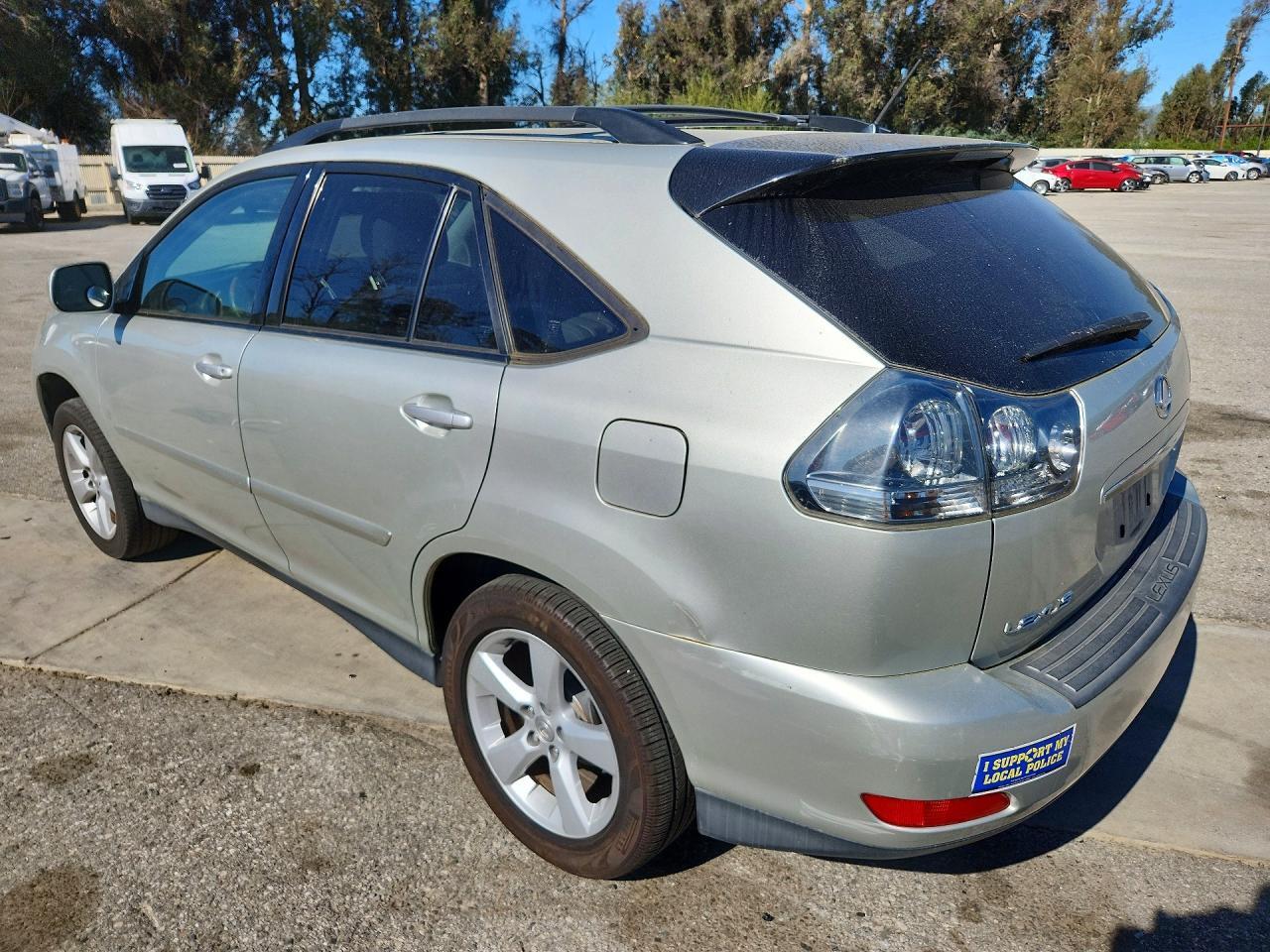 2004 Lexus Rx 330 Base - Image 2