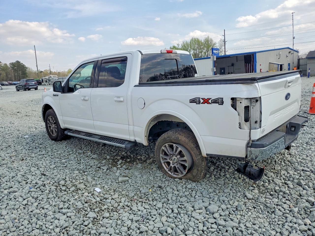 2019 Ford F150 - Image 2