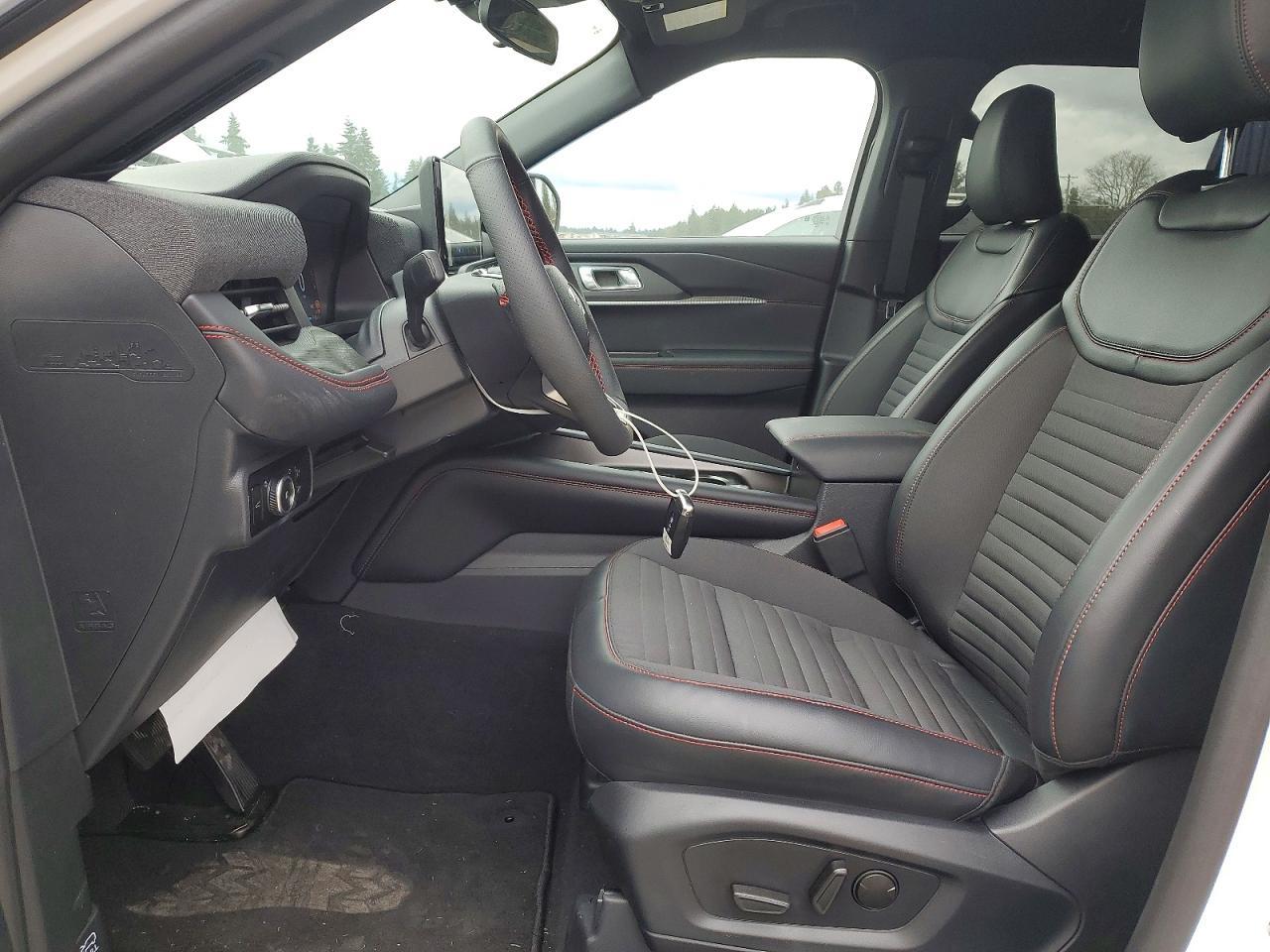 2025 Ford Explorer St-Line - Фото 7