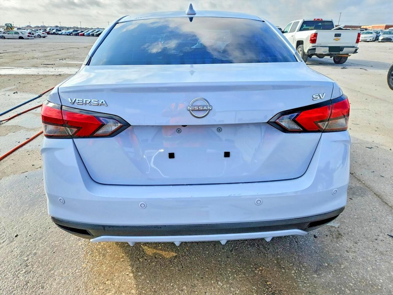 2024 Nissan Versa Sv - Image 6