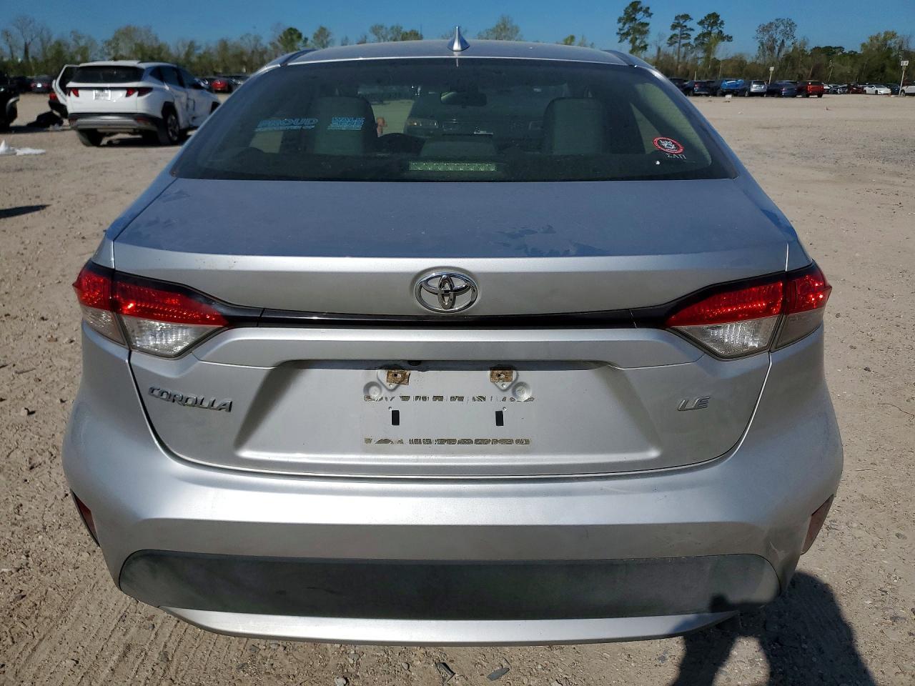 2022 Toyota Corolla Le - Фото 6