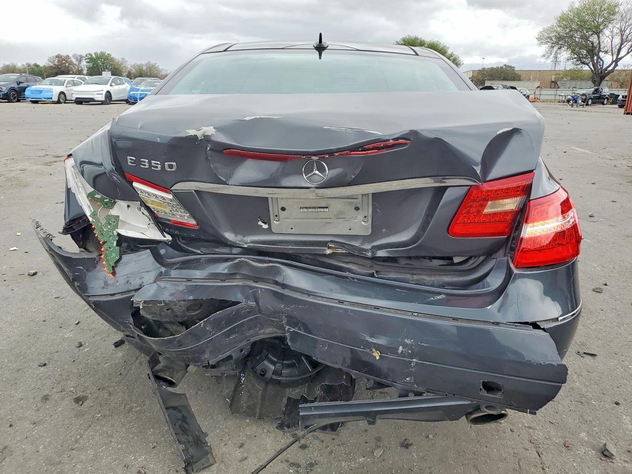 2010 Mercedes-Benz E 350 - Фото 6