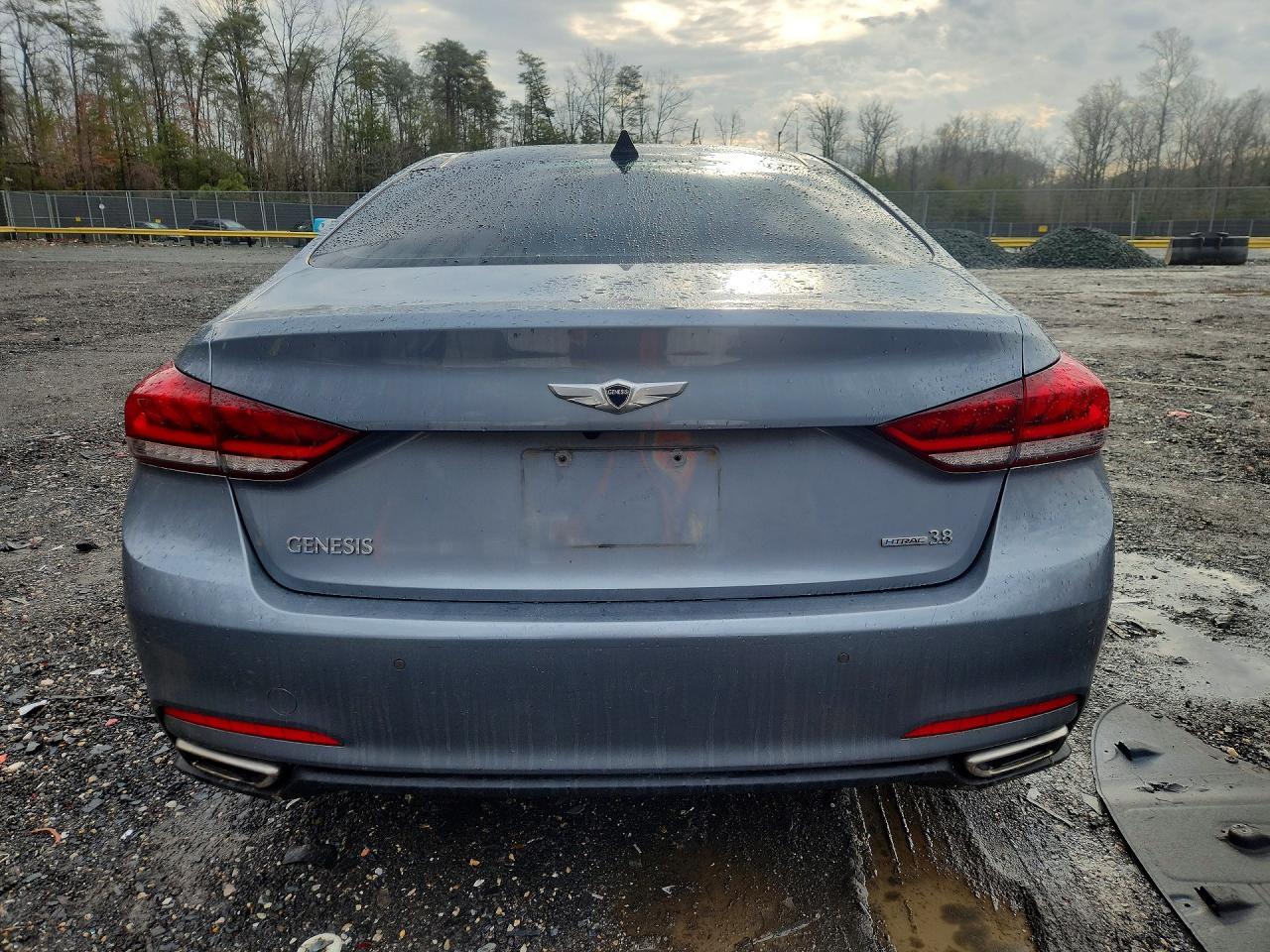 2015 Hyundai Genesis 3.8L - Фото 6