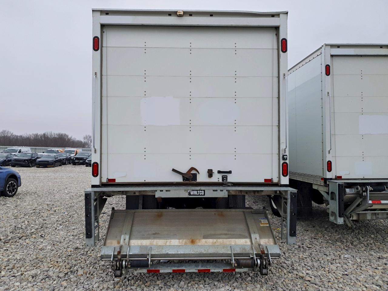 2023 Ford F650 Super Duty Box Truck - Image 6