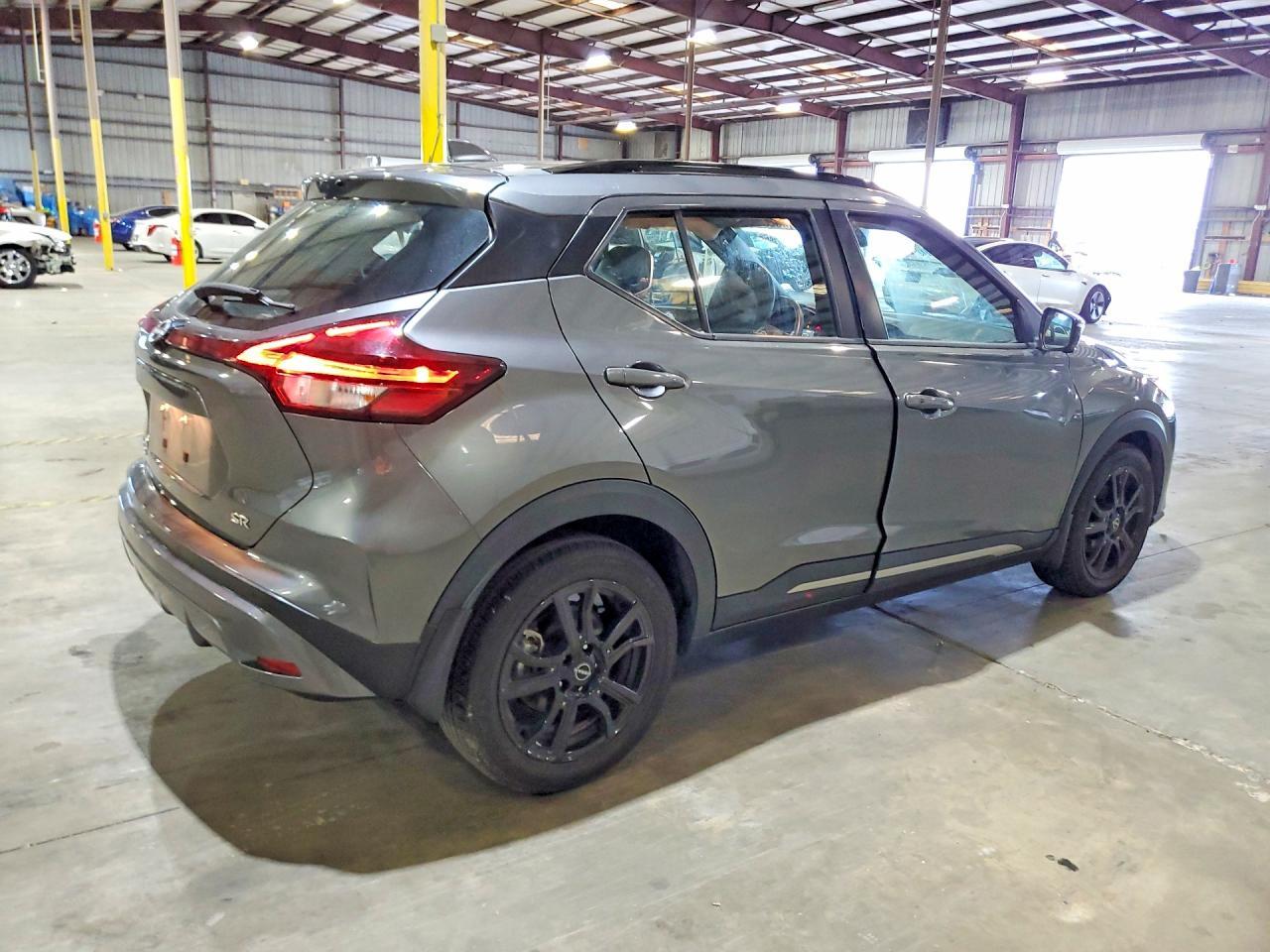 2024 Nissan Kicks Sr - Фото 3