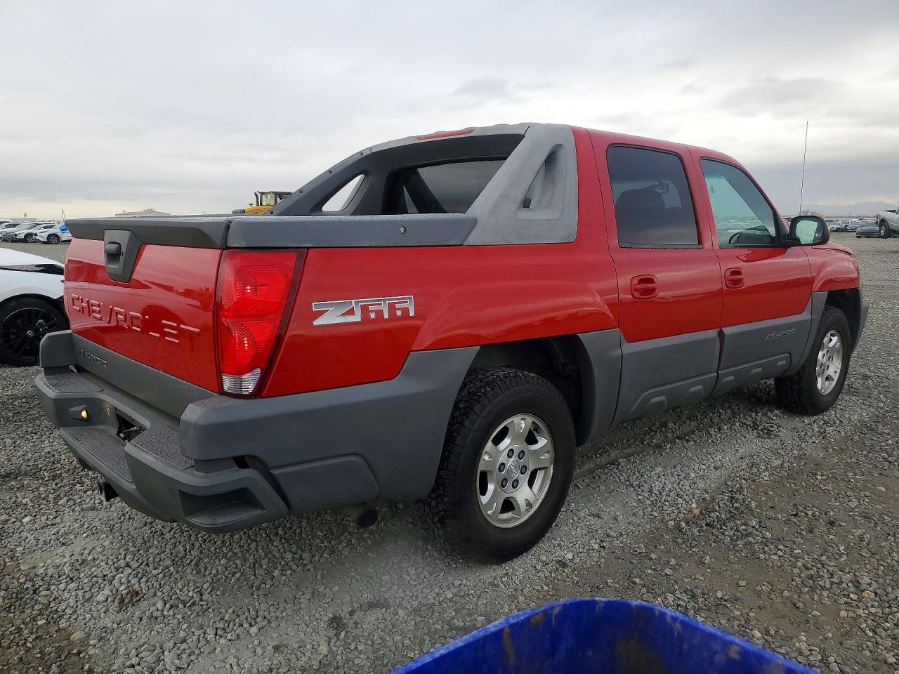 2002 Chevrolet Avalanche C1500 - Фото 3