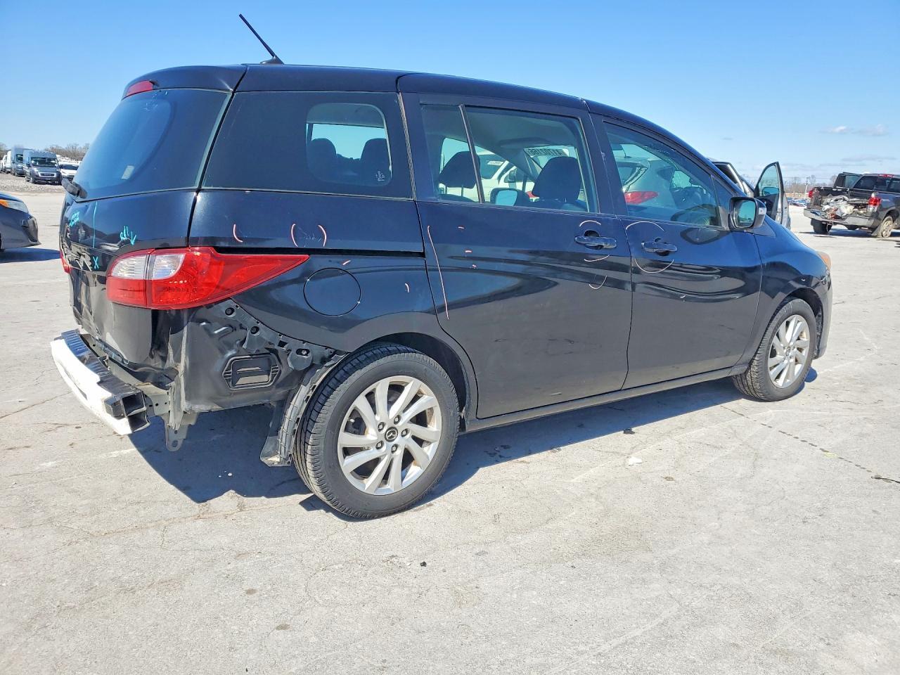 2013 Mazda 5 - Фото 3