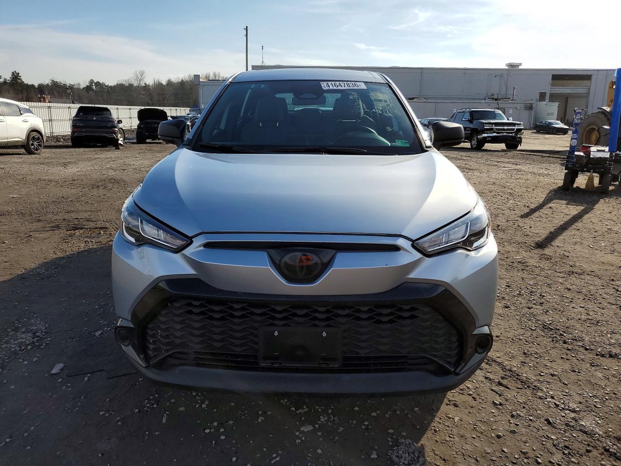 2025 Toyota Corolla Cross Hybrid S - Фото 5