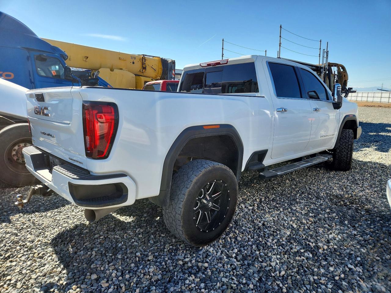 2022 GMC Sierra K3500 Denali - Фото 3