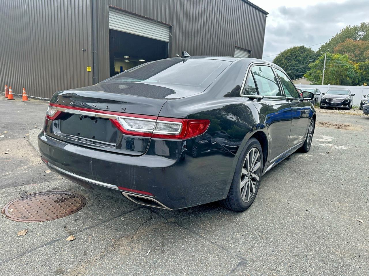 2018 Lincoln Continental - Фото 4
