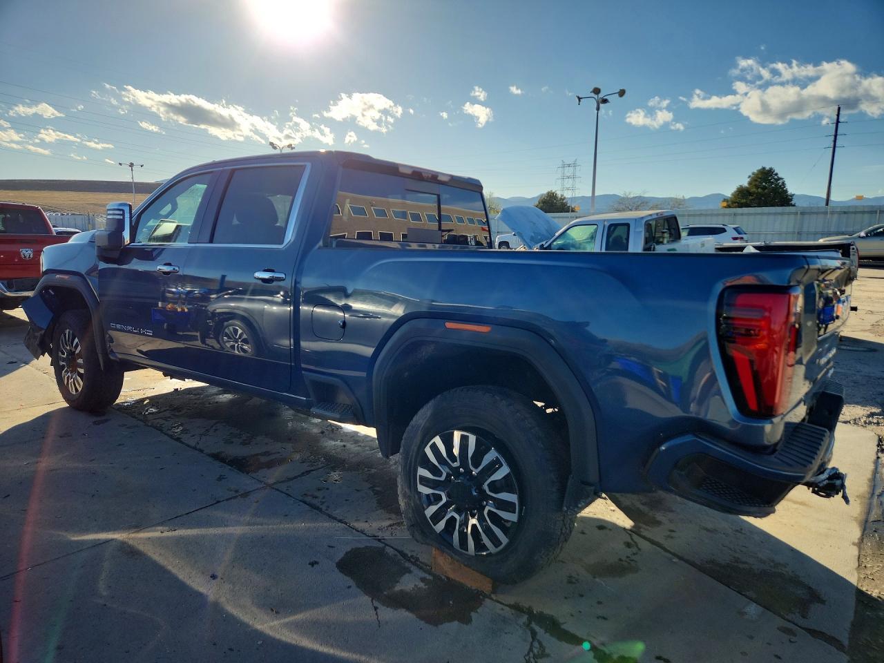 2026 GMC Sierra K2500 Denali Ultimate - Фото 2