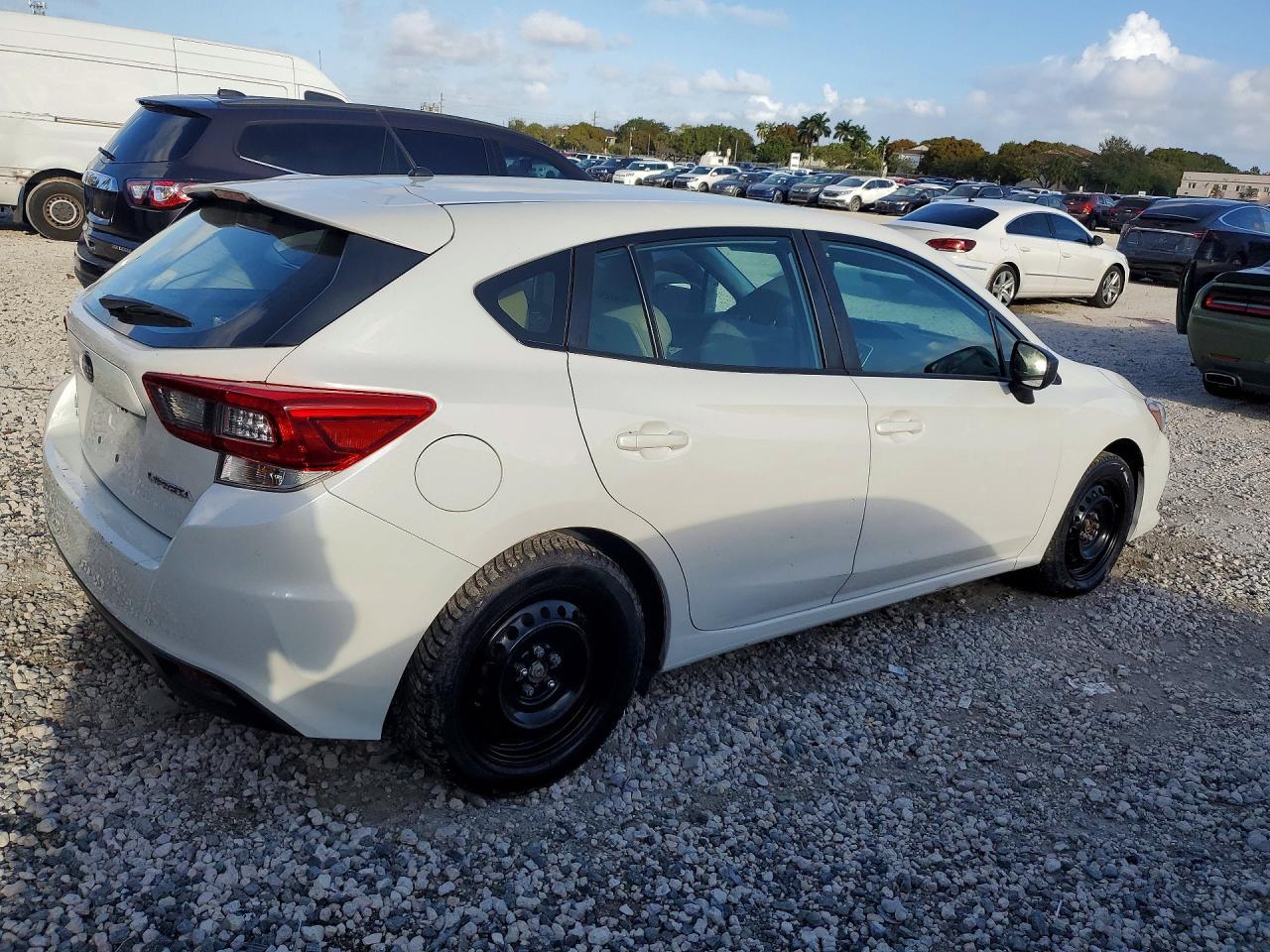 2022 Subaru Impreza - Фото 3
