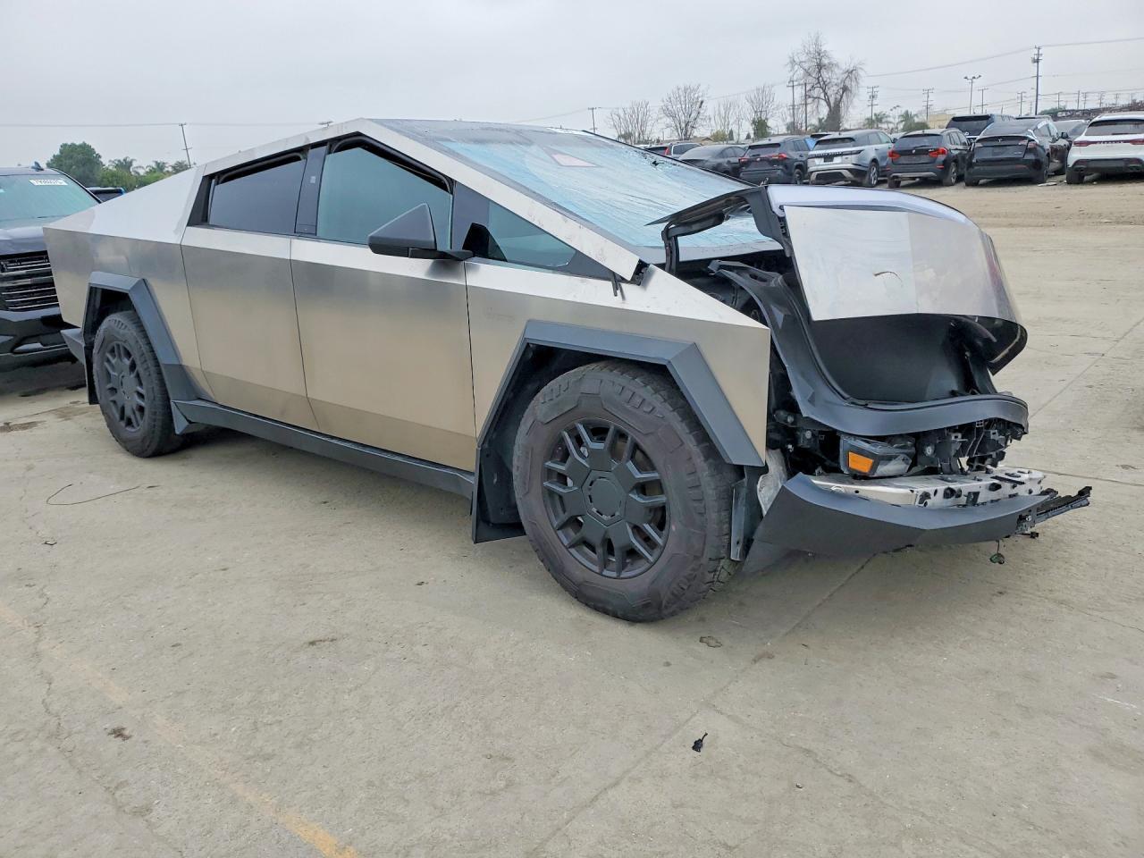 2024 Tesla Cybertruck - Image 4