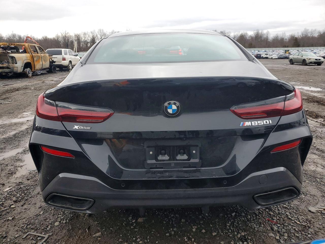 2026 BMW M850Xi - Image 6