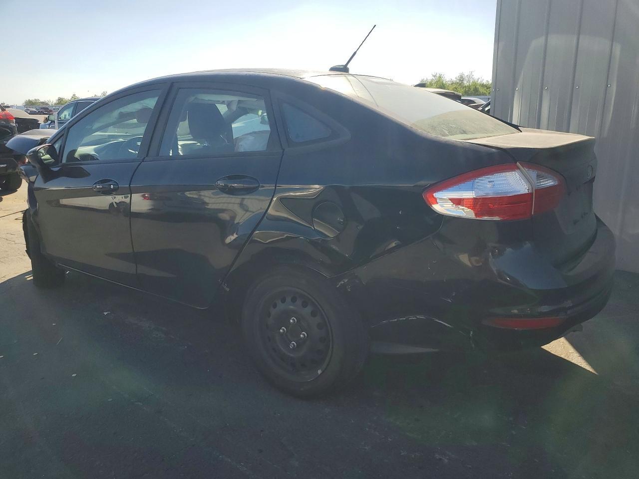 2019 Ford Fiesta S - Image 2