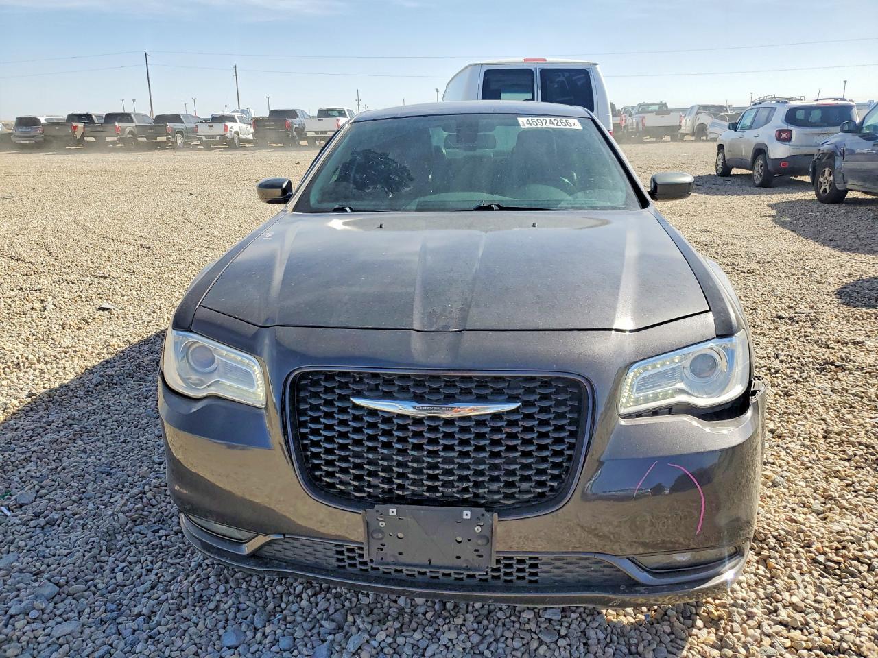 2018 Chrysler 300 S - Фото 5