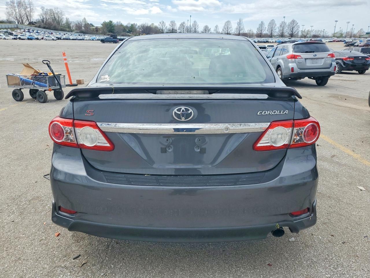 2012 Toyt Corolla S - Фото 6