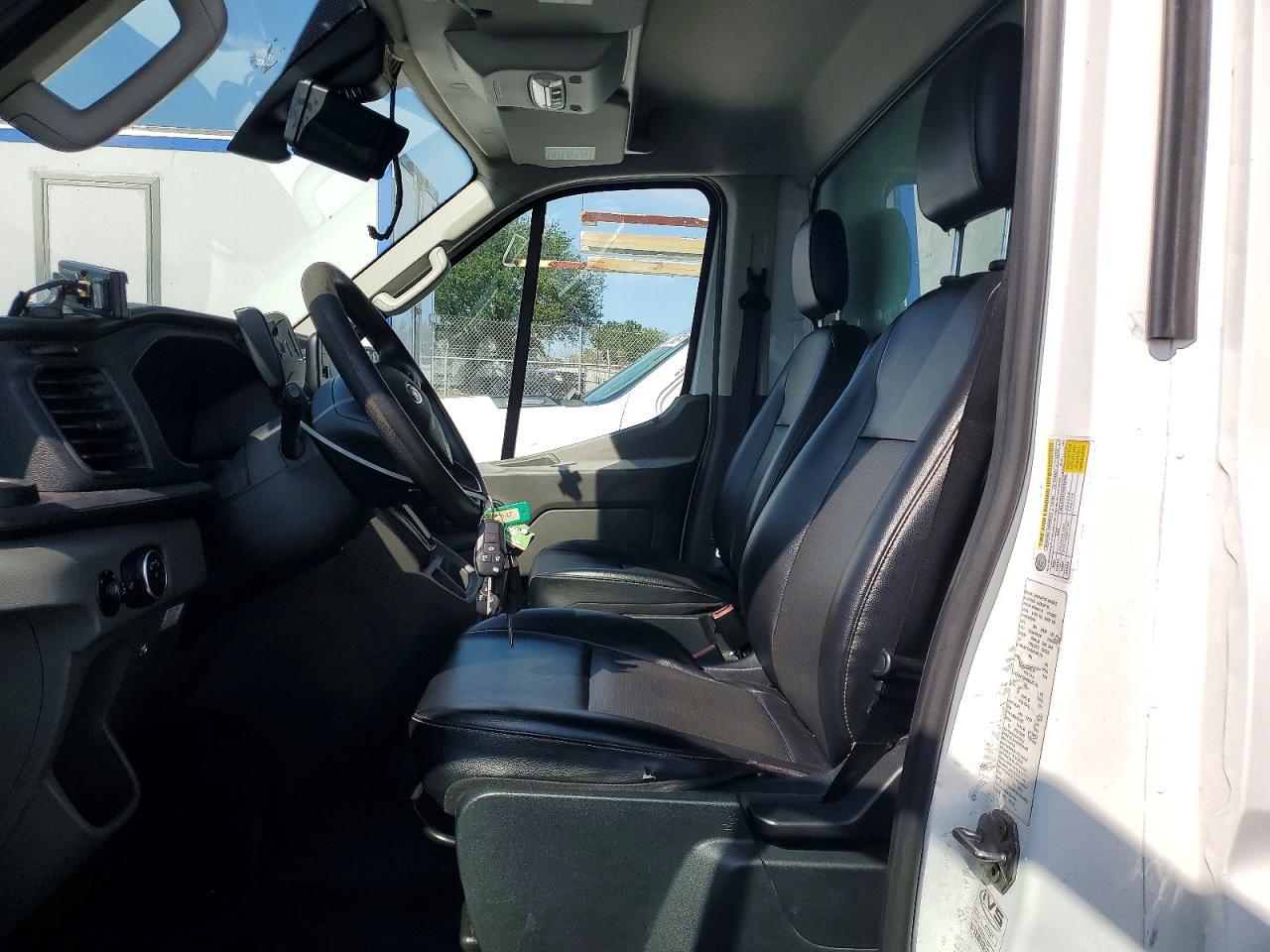 2020 Ford Transit Delivery Truck - Image 7
