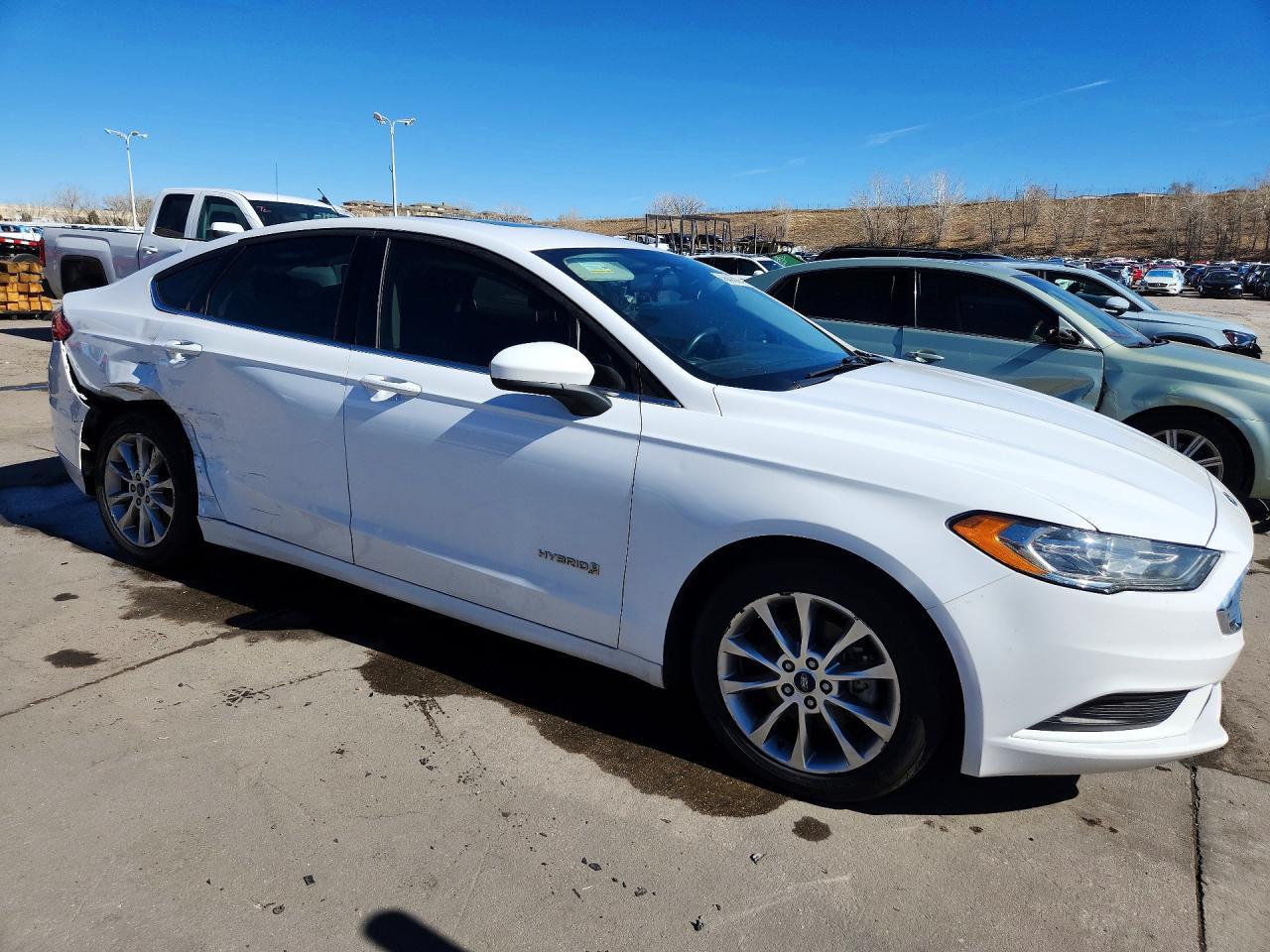 2017 Ford Fusion Se Hybrid - Image 4