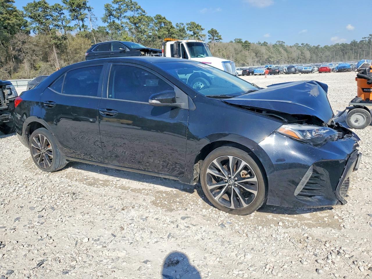 2018 Toyota Corolla Se - Фото 4