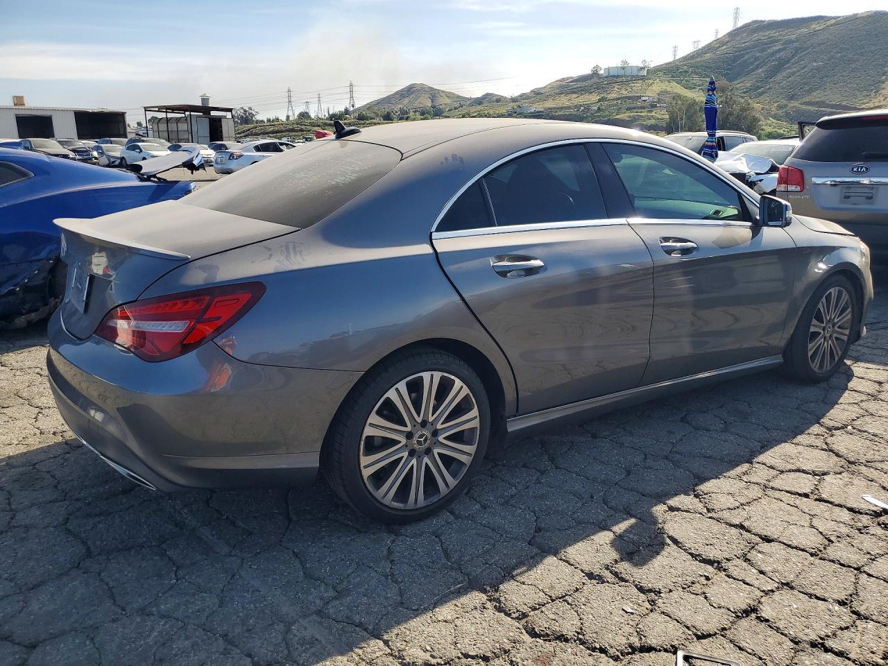 2018 Mercedes-Benz Cla250 - Фото 3