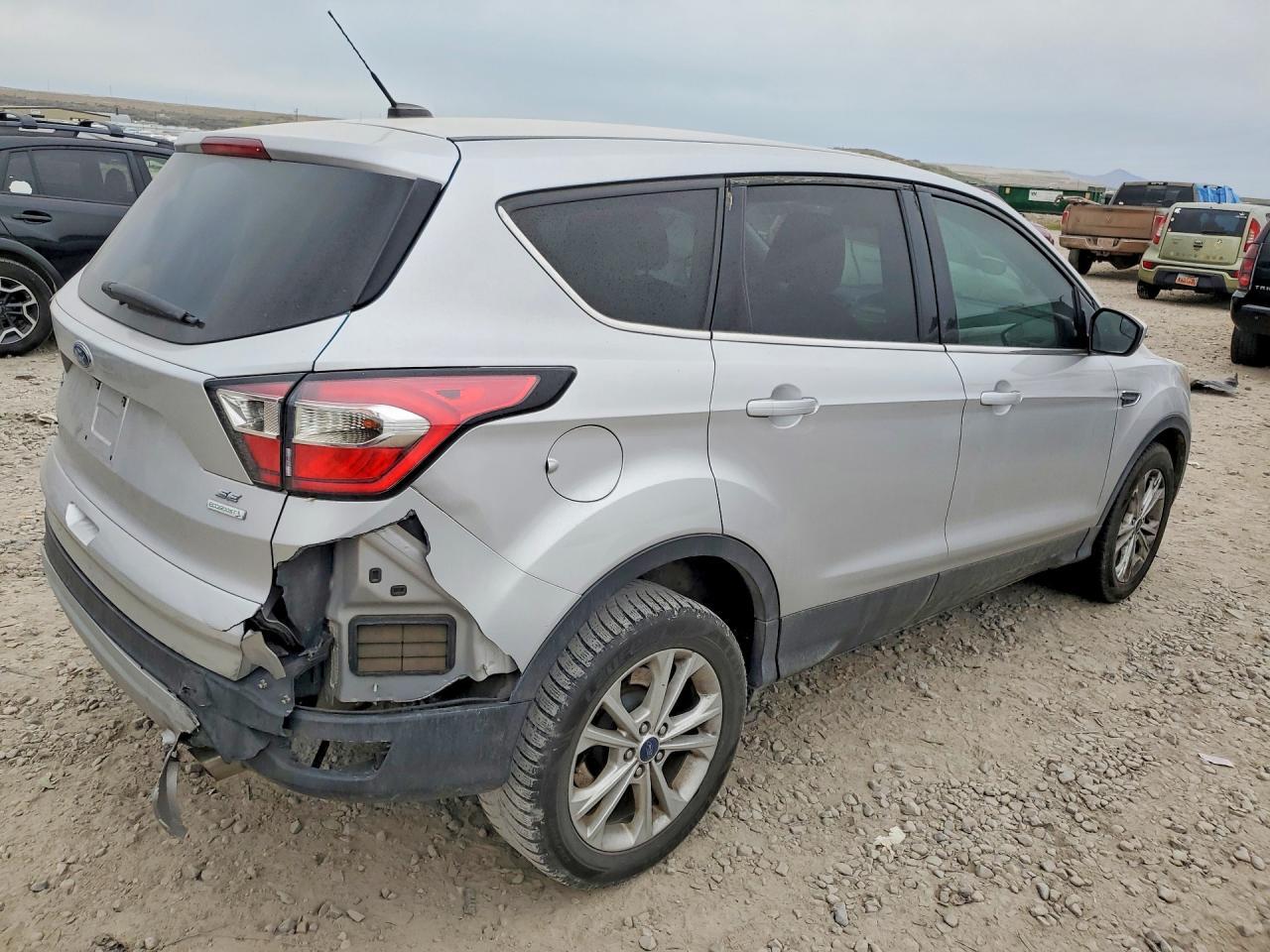 2017 Ford Escape Se - Image 3