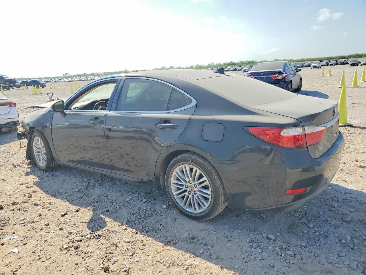 2015 Lexus Es 350 Base - Фото 2