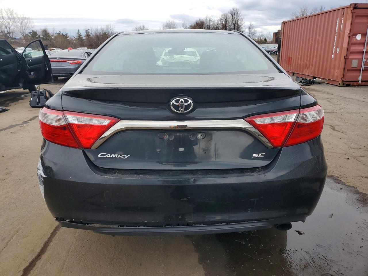 2015 Toyota Camry Se - Фото 6