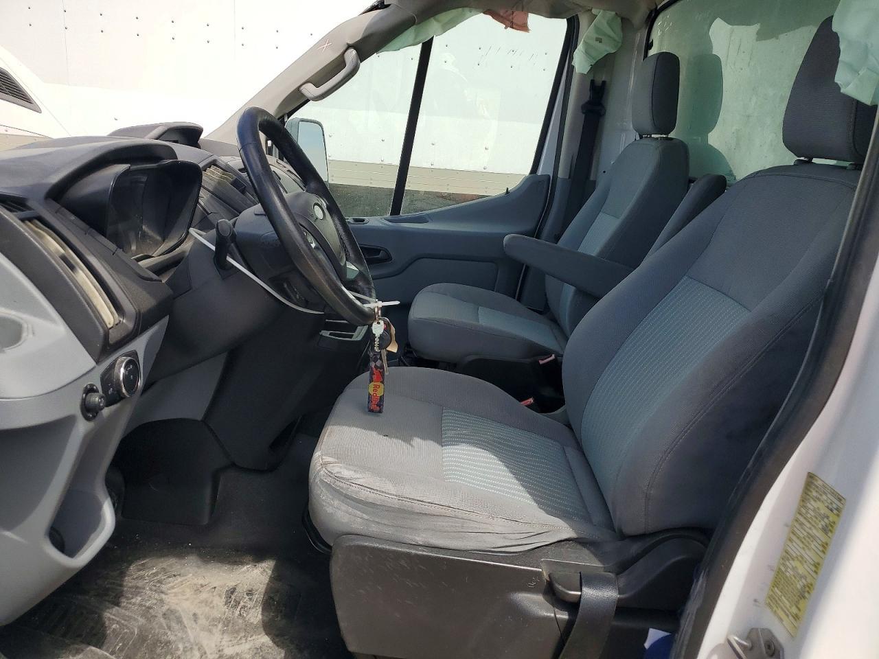 2017 Ford Transit Box Truck - Фото 7