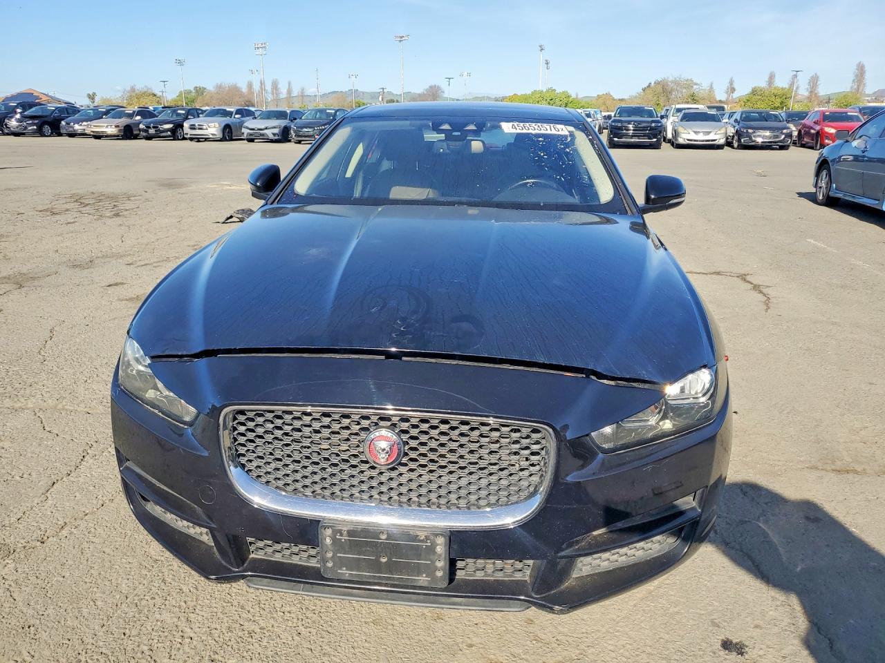 2017 Jaguar Xe - Image 5