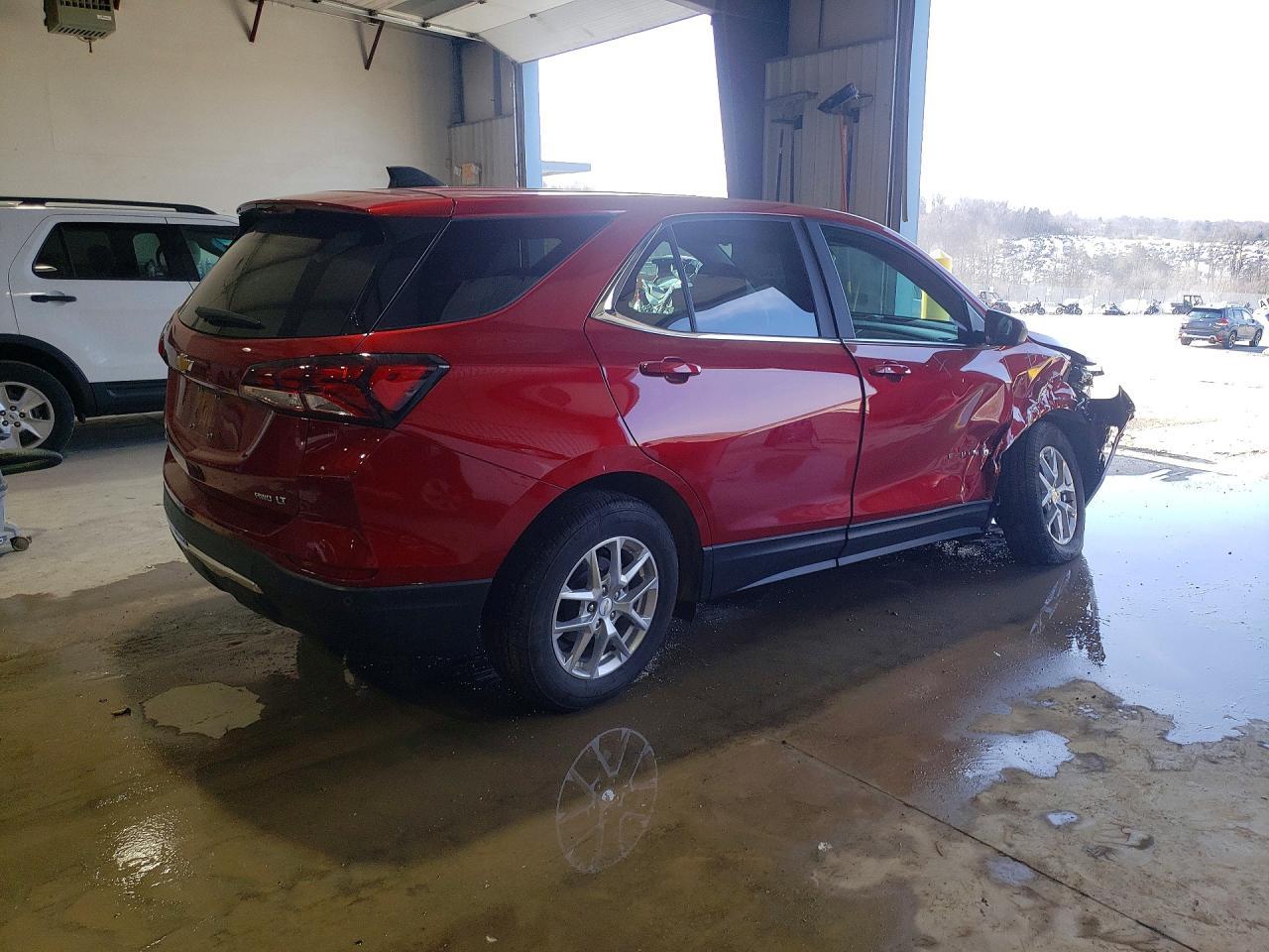 2024 Chevrolet Equinox Lt - Image 3