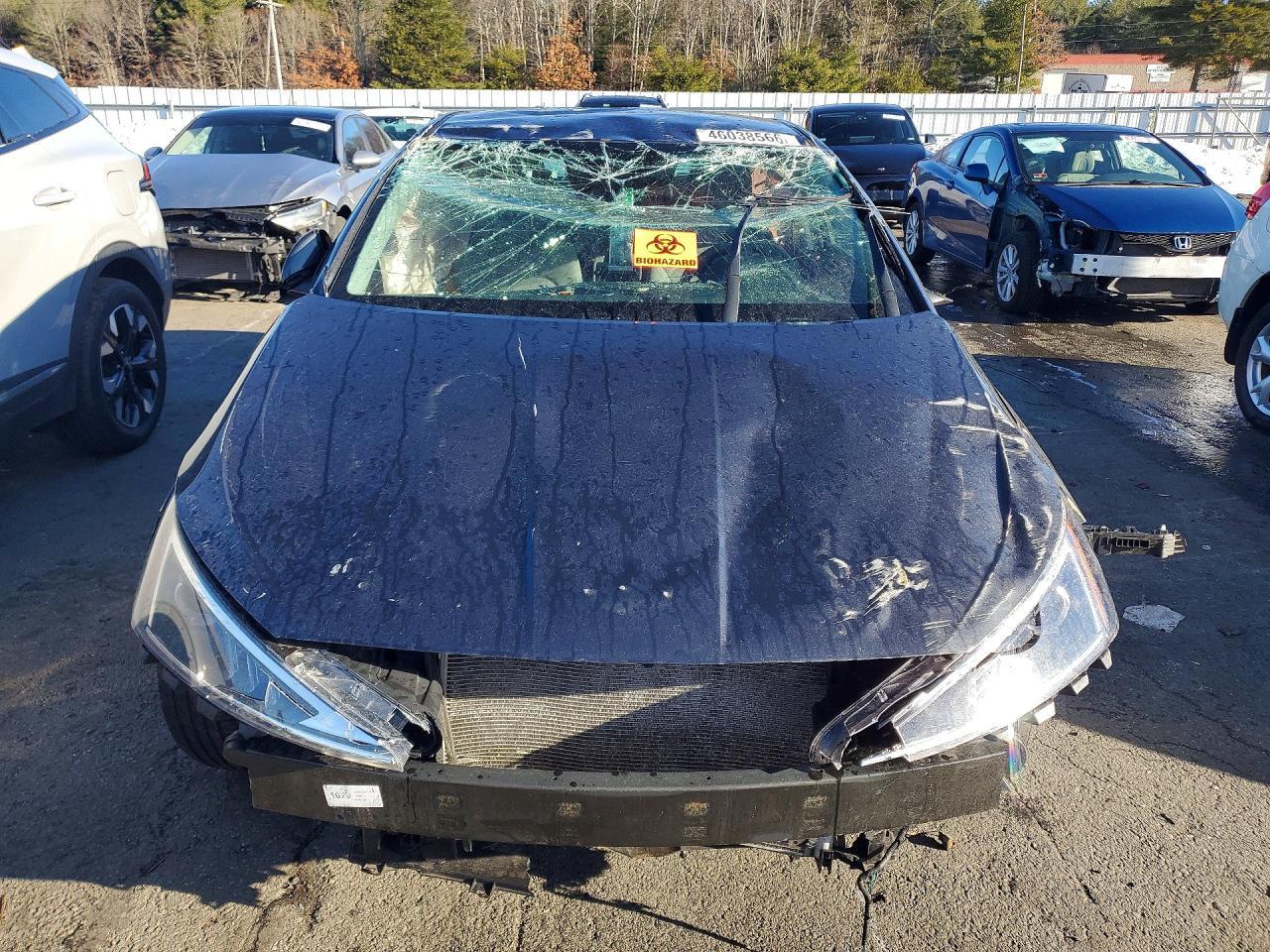 2020 Hyundai Elantra Se - Image 5