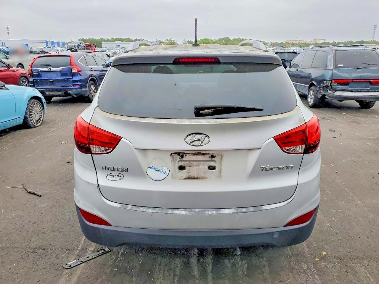 2010 Hyundai Tucson Gls - Image 6