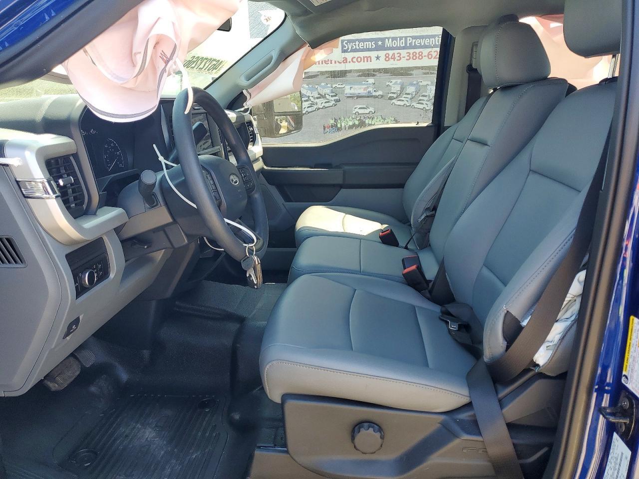 2026 Ford F350 Super Duty - Фото 7