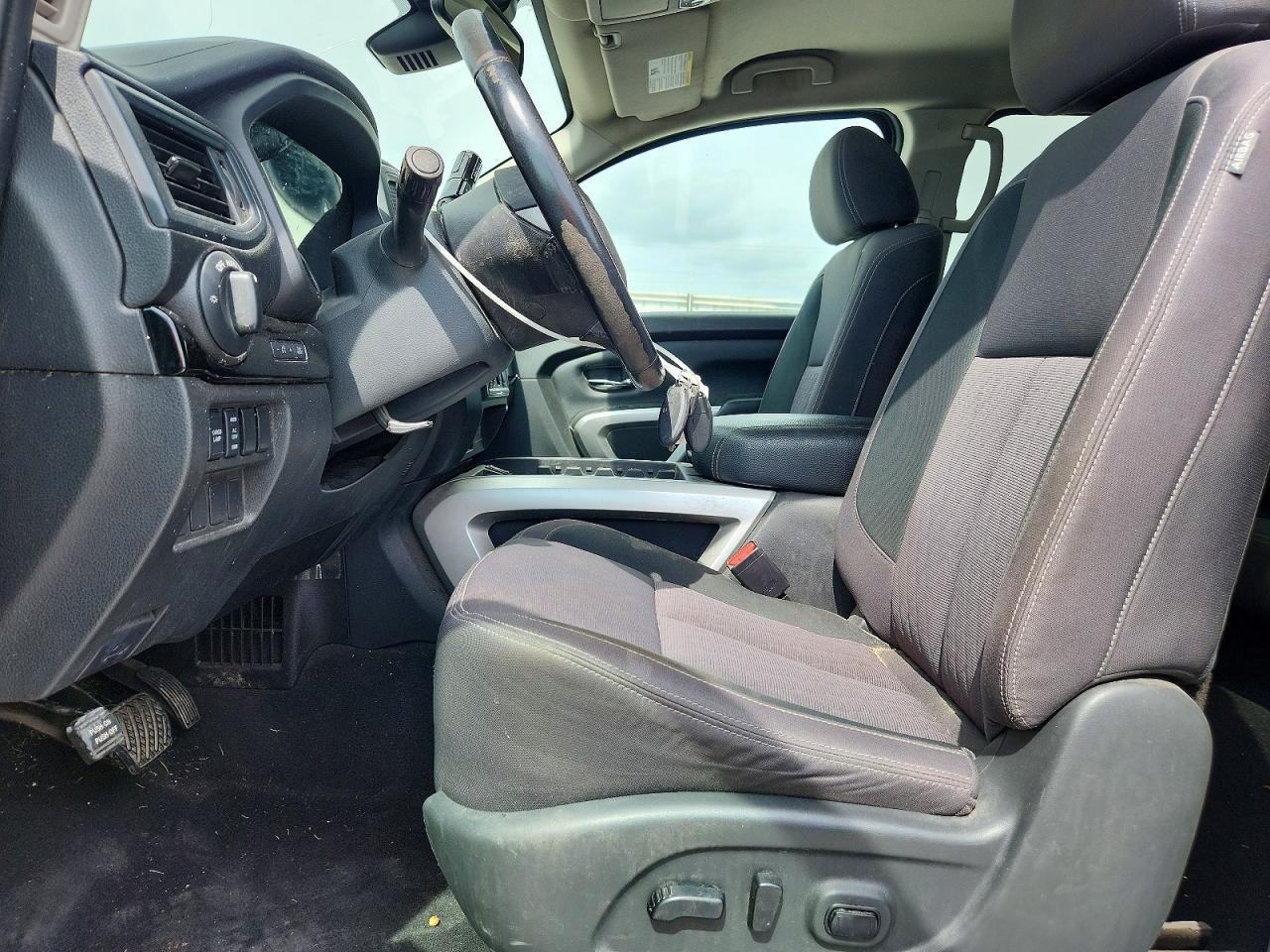 2024 Nissan Titan Sv - Фото 7