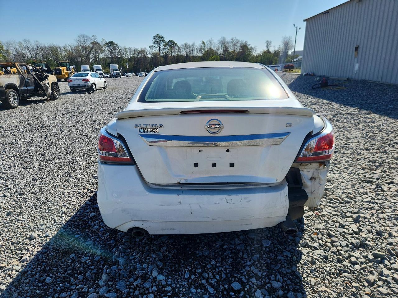 2015 Nissan Altima 2.5 S - Фото 6