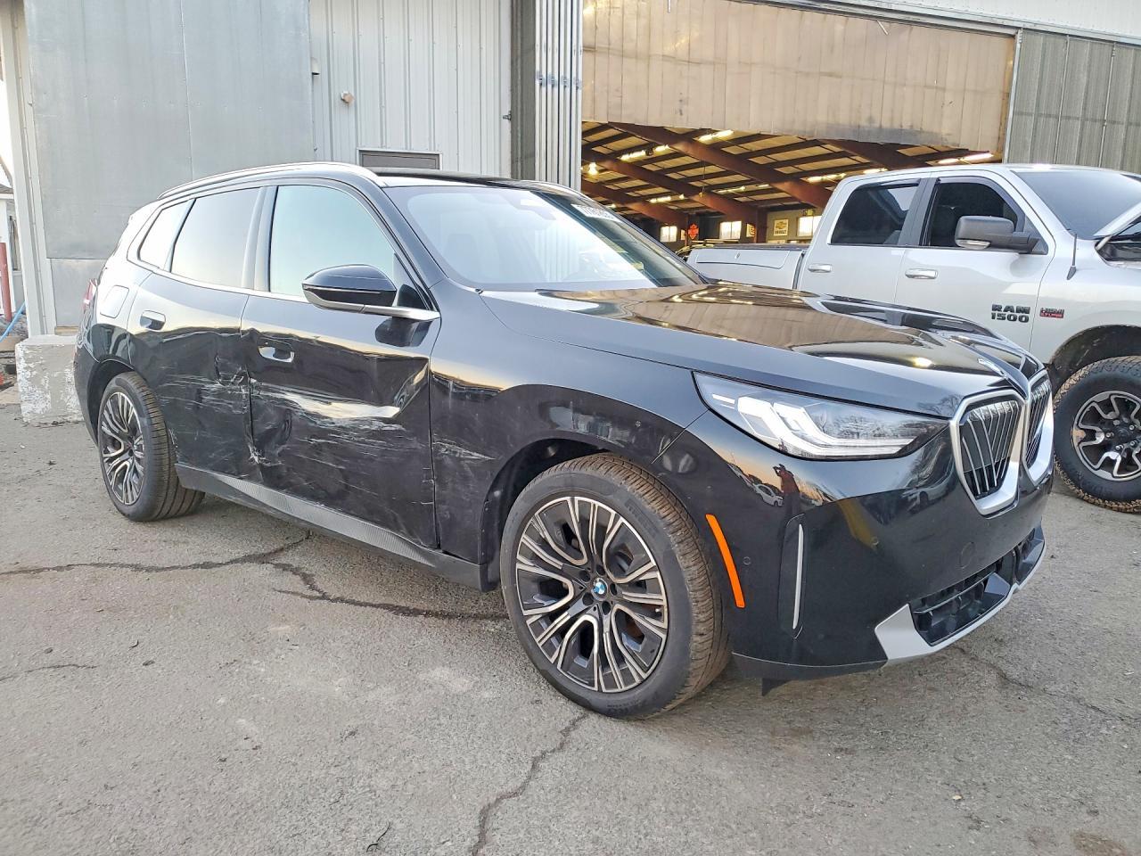 2025 BMW X3 30 xDrive - Image 4