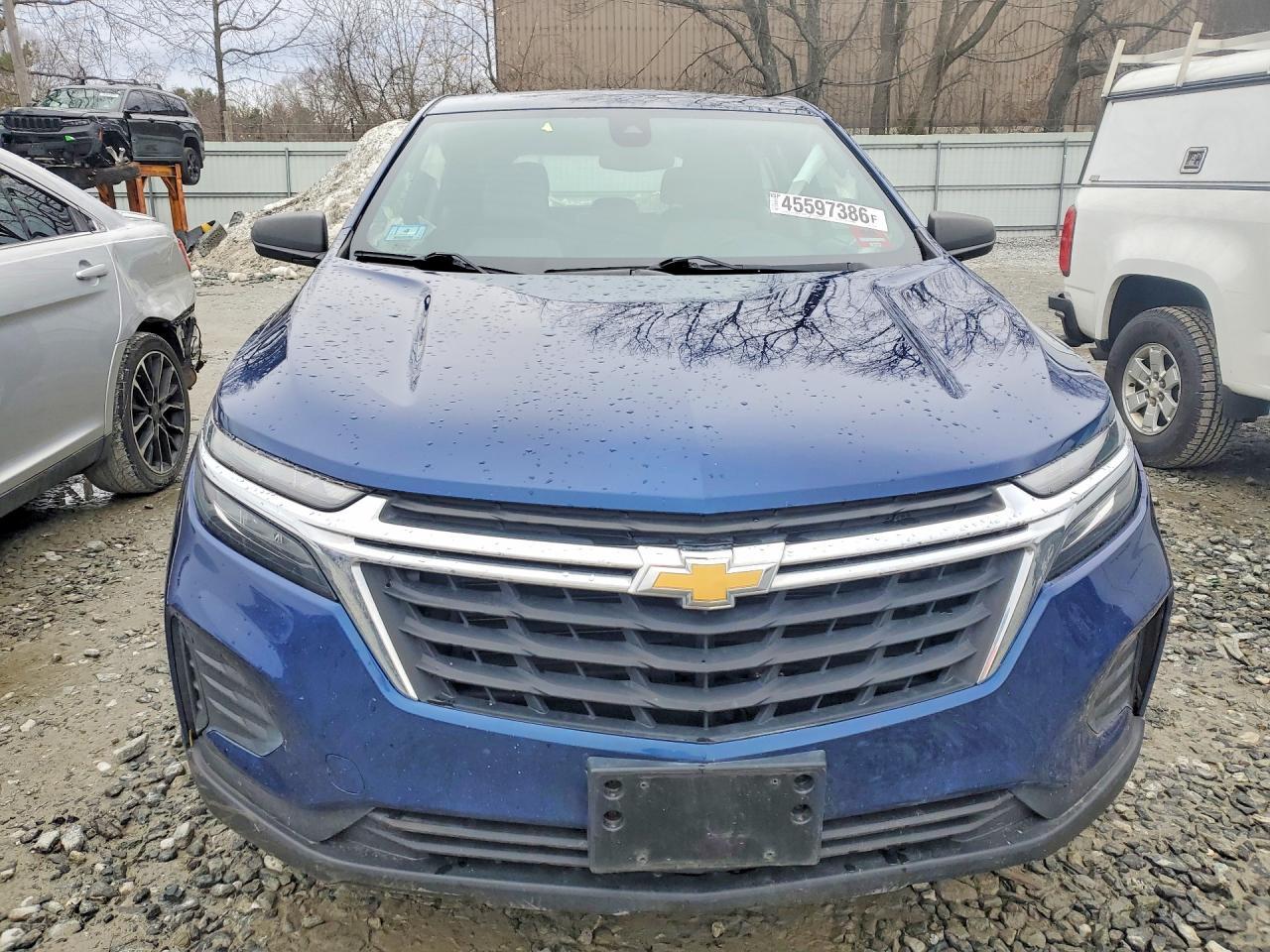 2022 Chevrolet Equinox Ls - Фото 5