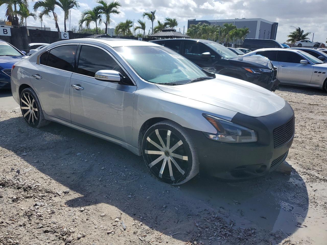 2011 Nissan Maxima 3.5 S - Фото 4