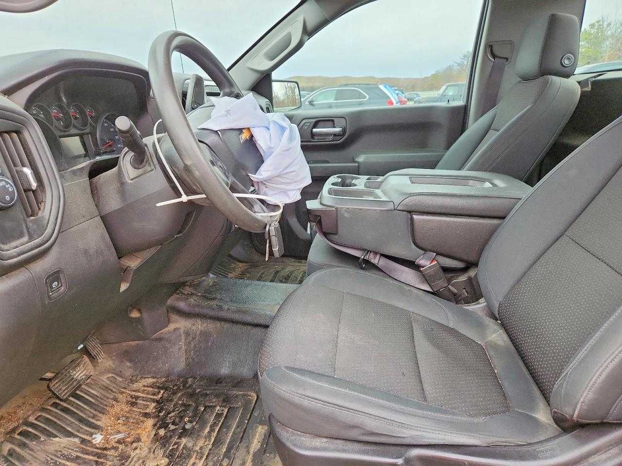 2019 Chevrolet Silverado C1500 - Image 7