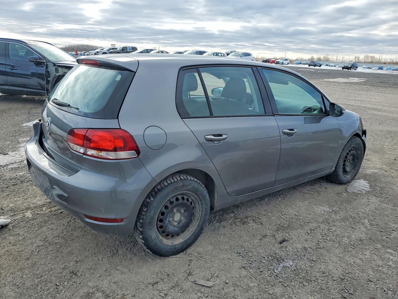 2012 Volkswagen Golf - Image 3